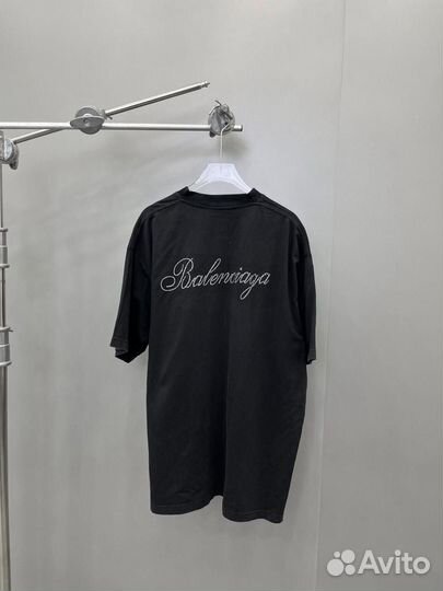 Классная футболка Balenciaga premium quality