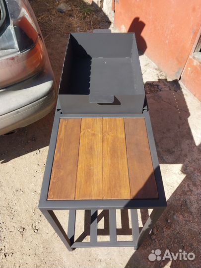 Мангал с подстольем