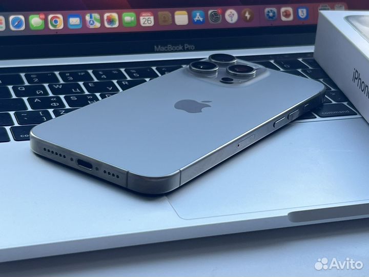 iPhone 15 Pro Max, 256 ГБ