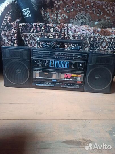 Двухкассетник sanyo C35