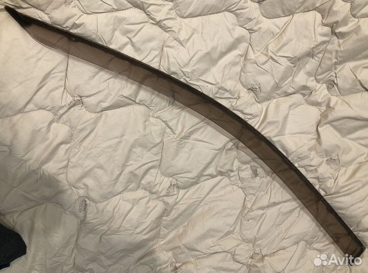 Ветровики на Toyota Allex / Runx