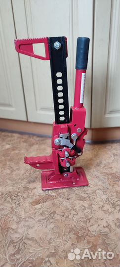 Домкрат skyway