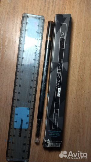 Карандаш для бровей