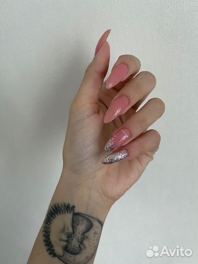 Маникюр, педикюр