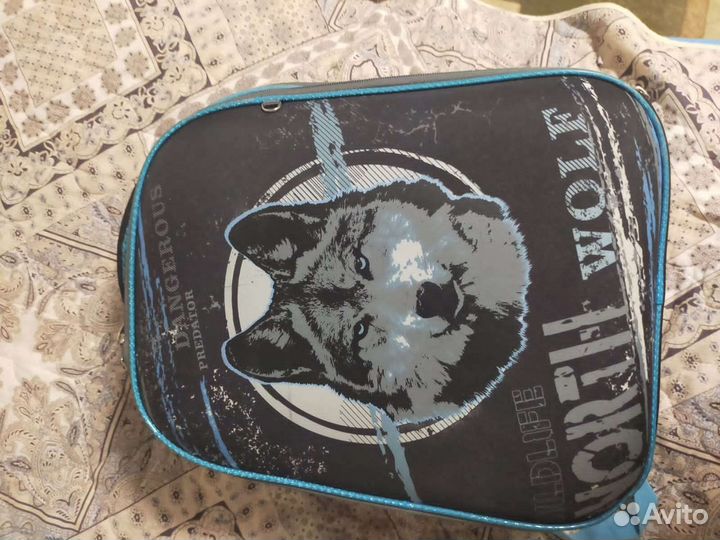 Школьный рюкзак