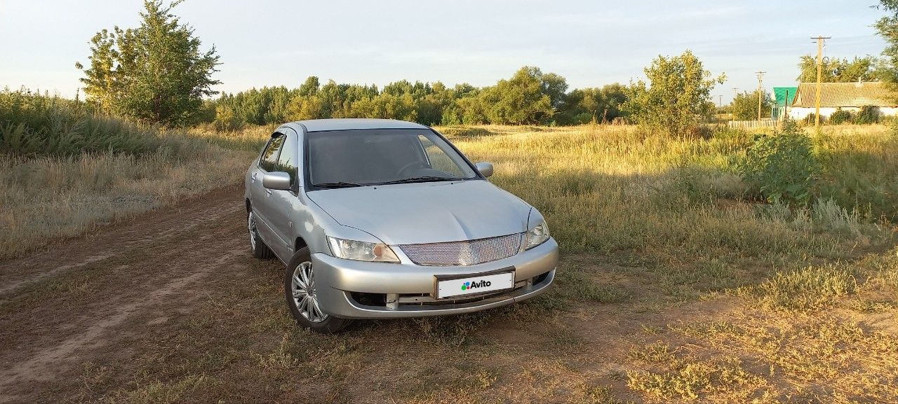 Mitsubishi Lancer: фото владельца