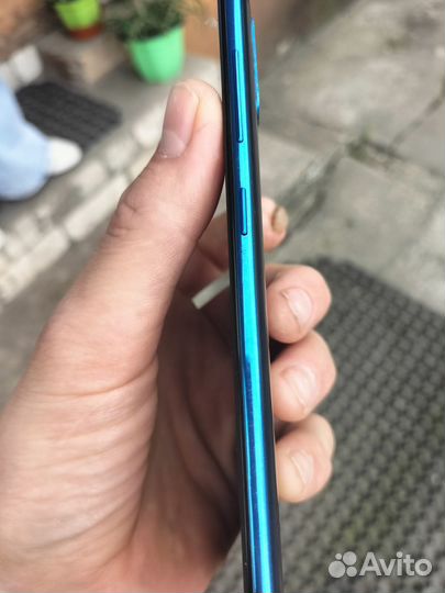 Samsung Galaxy A50, 4/64 ГБ