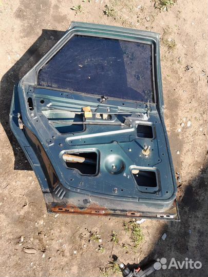 Двери Приора 2170 ваз 2112 ваз 2110 задние