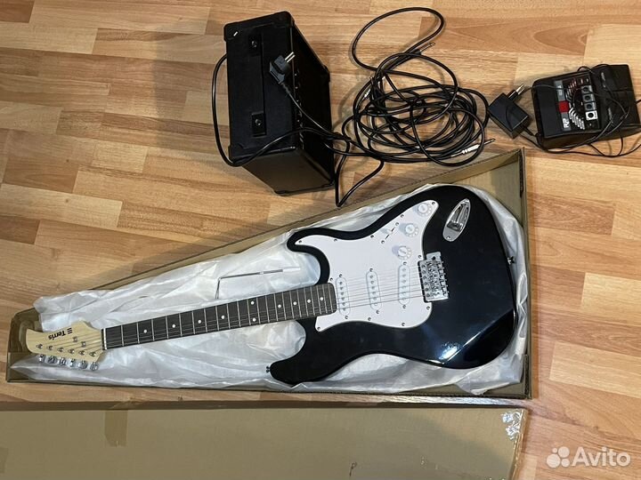 Электрогитара с комбиком