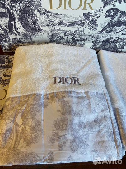 Полотенце Dior