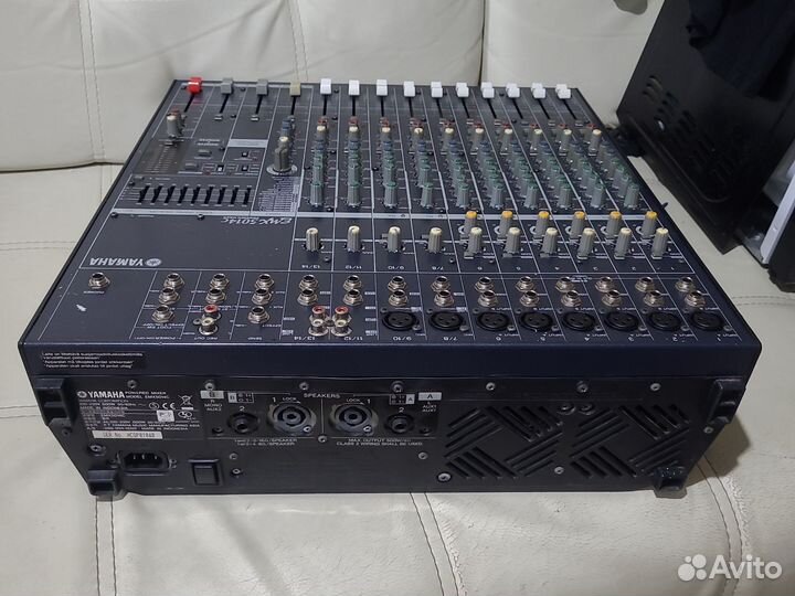 Активная Yamaha EMX5014C