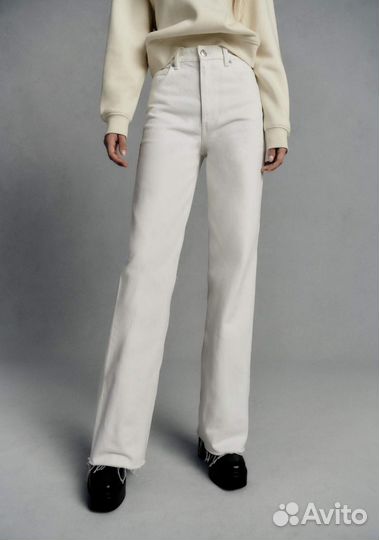 Белые джинсы zara