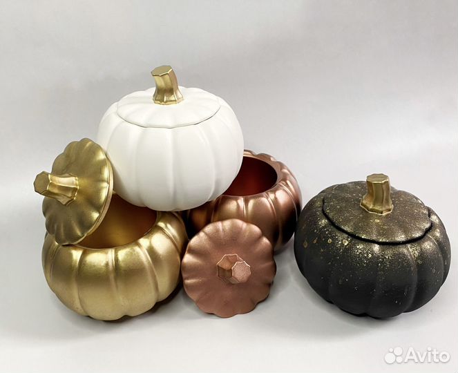 Шкатулка из гипса в форме тыквы