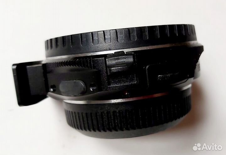 Metabones Speed booster XL 0.64x EF-MFT mount T