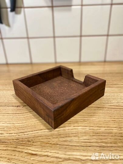 Салфетница из дуба