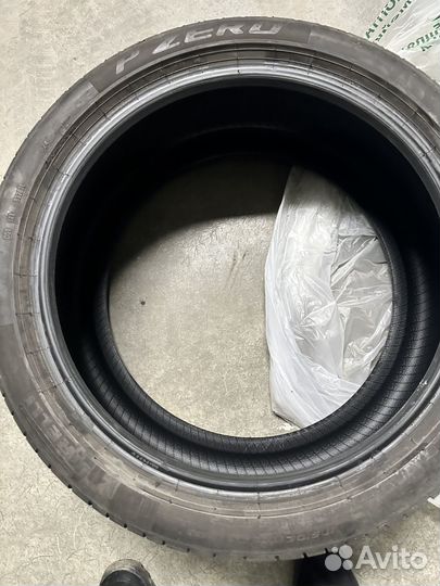 Pirelli P Zero 245/40 R19 и 275/35 R19 100Y