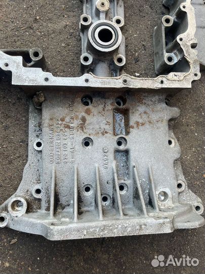 Поддон двигатели 070103805T