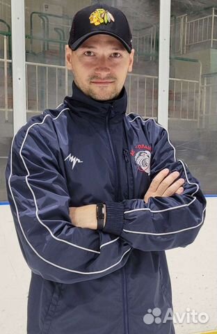 Тренер по хоккею/катанию