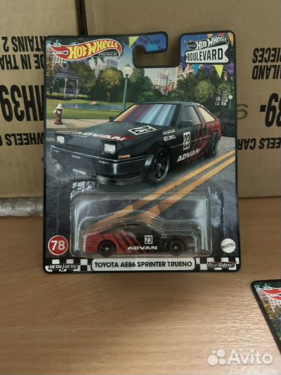 Hot wheels premium boulevard 76-80