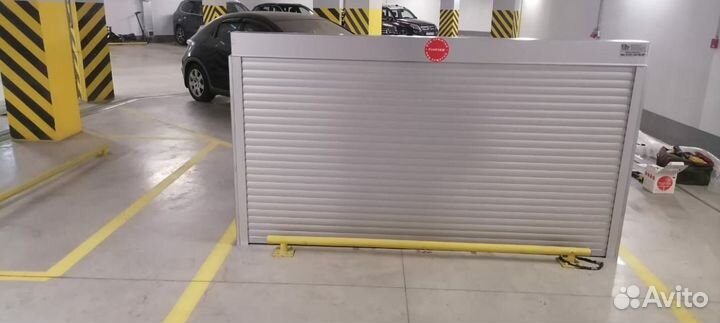 Роллетные шкафы в паркинг/ Шкаф для паркинга