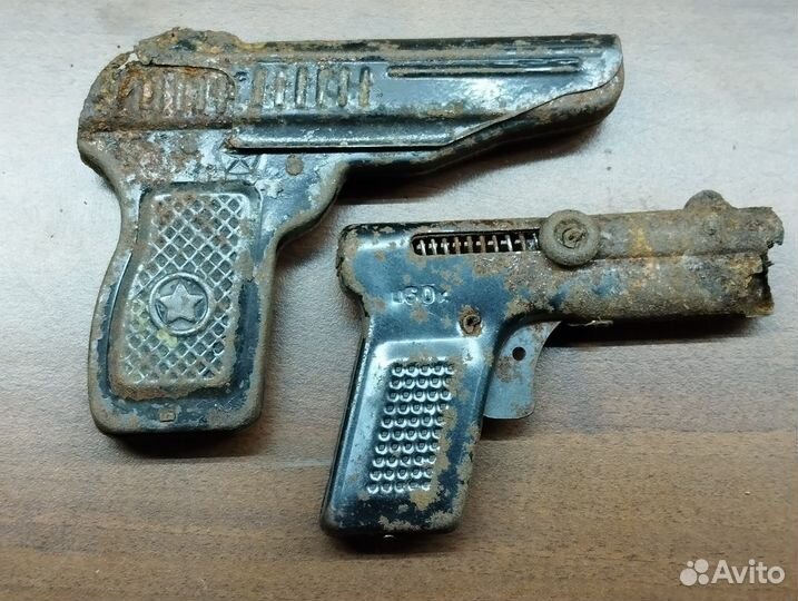 Металлический детский пистолет СССР