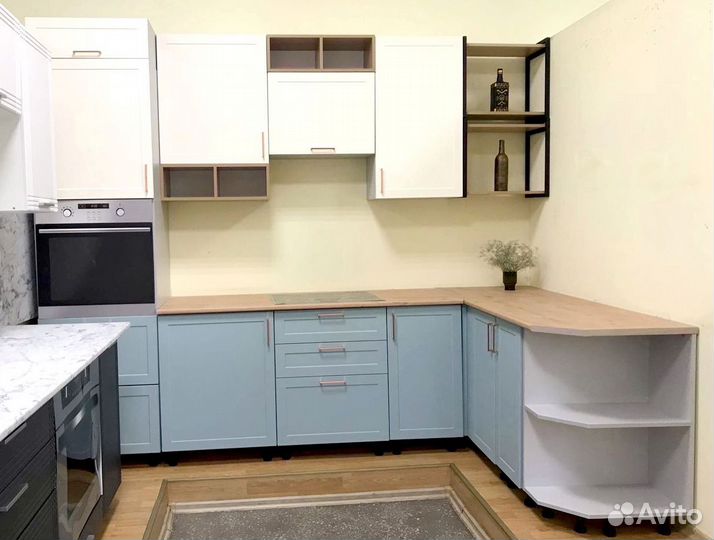 Кухня новая