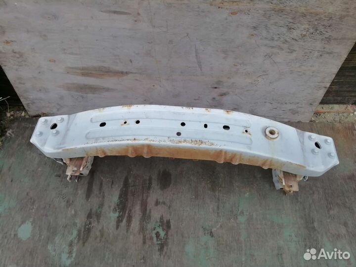 Mazda 3 BL усилитель бампера