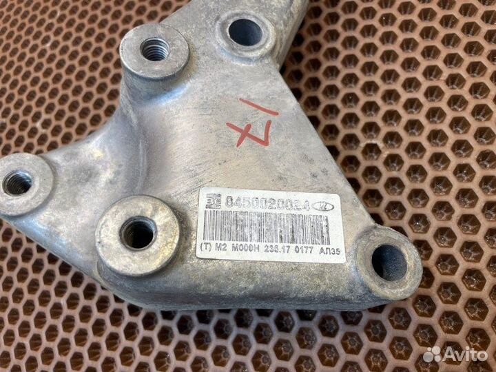 Кронштейн опоры двигателя LADA X-Ray