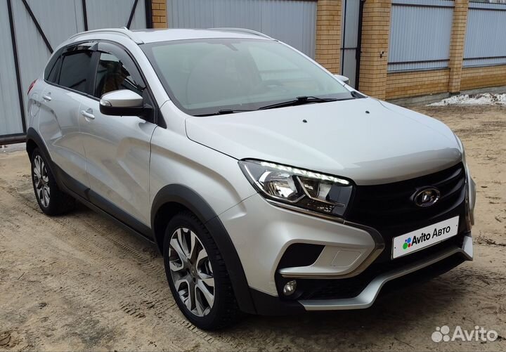 LADA XRAY Cross 1.8 МТ, 2019, 112 380 км