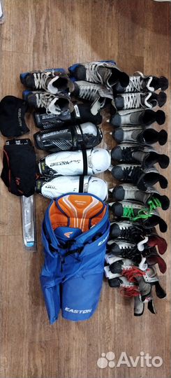 Хоккейные коньки, шорты, щитки