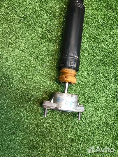Амортизатор задний задний правый Mercedes Glk