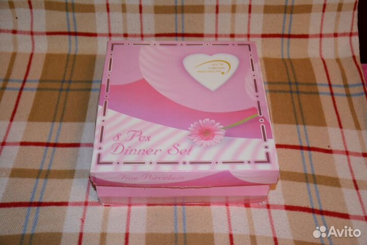 Набор тарелок и блюдо