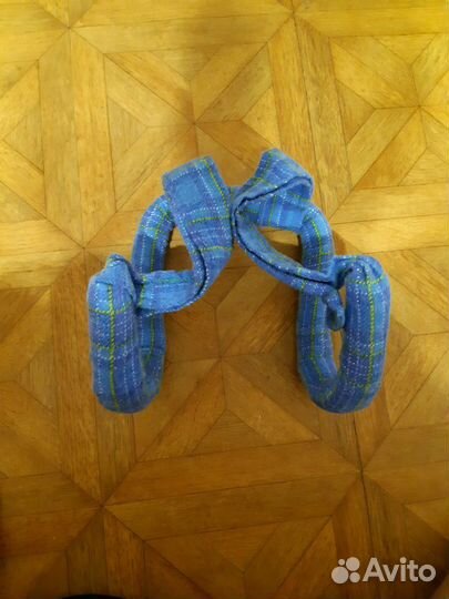 Отдам за шоколадку Шина кешля