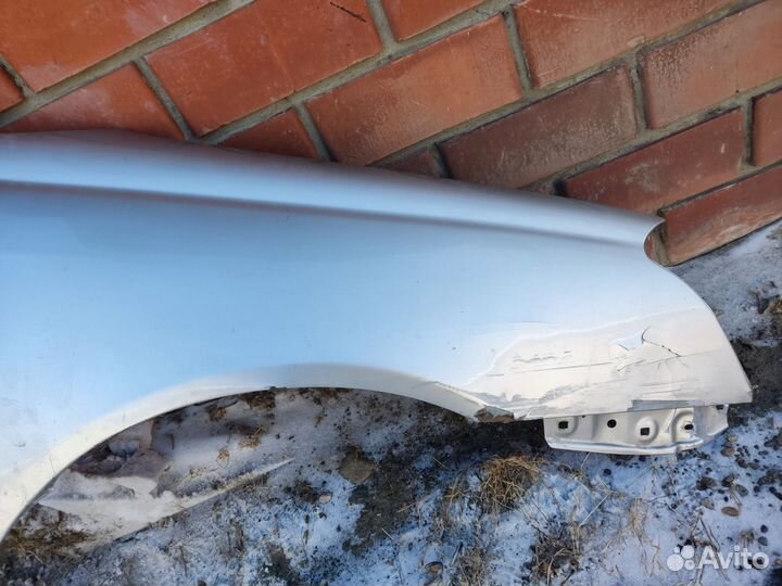 Крыло тойота премио zzt 240