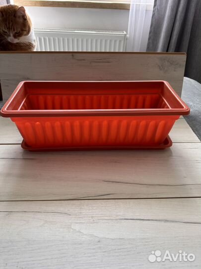 Ящик балконный для растений