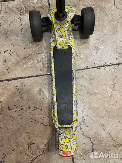 Детский 3х колесный самокат Y-scoo