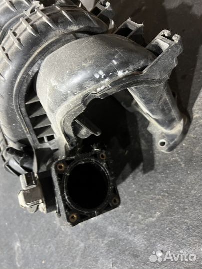 Впускной коллектор Mitsubishi Lancer X 1.8 4B10