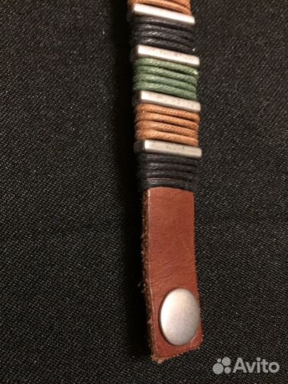 Кожаный браслет