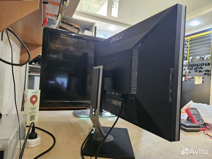 Монитор Dell 3011