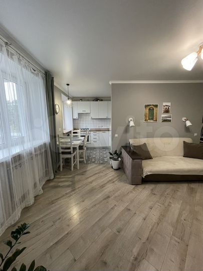 2-к. квартира, 42,1 м², 4/4 эт.