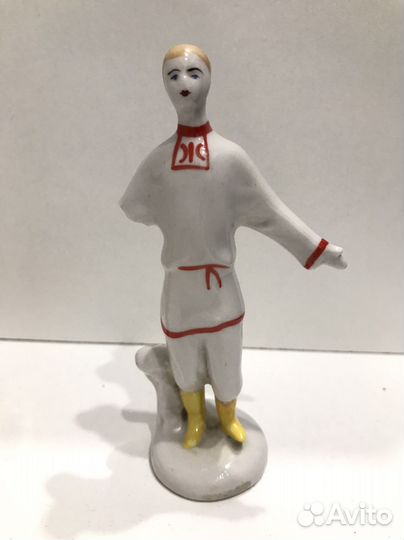 Фарфоровые статуэтки СССР