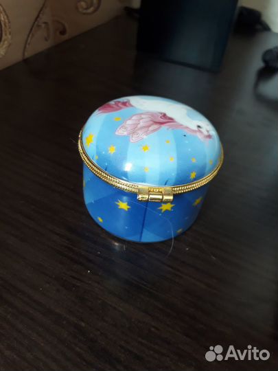 Шкатулка для ювелирных украшений