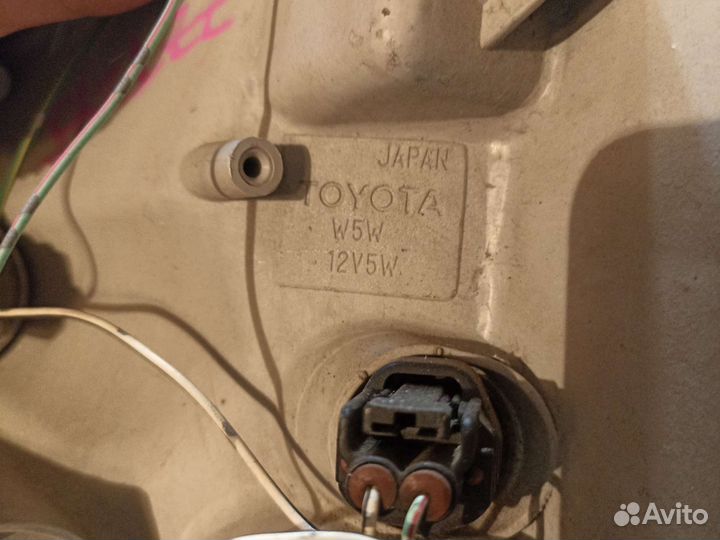 Фара toyota Corolla