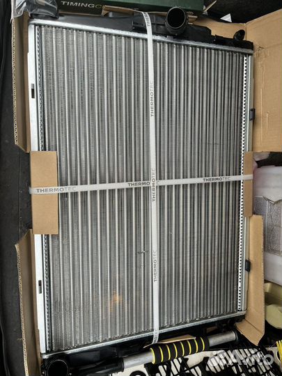 Радиатор охлаждения е90