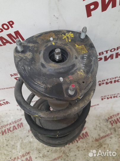 Стойка передняя правая Hyundai H1 TQ G4KG 2014