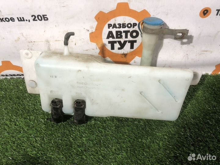 Бачок омывателя SsangYong Rexton 1