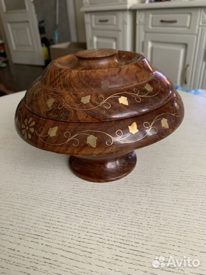 Конфетница медовница красное дерево