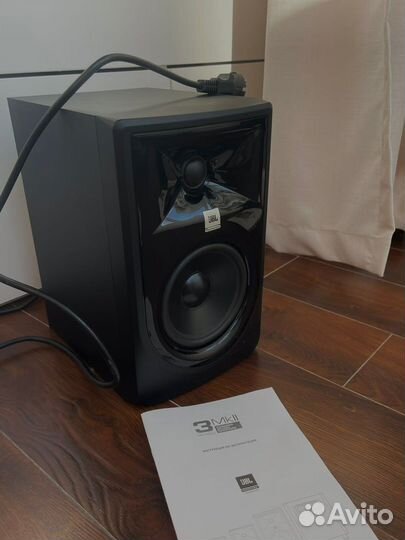 Новая Акустическая колонка jbl