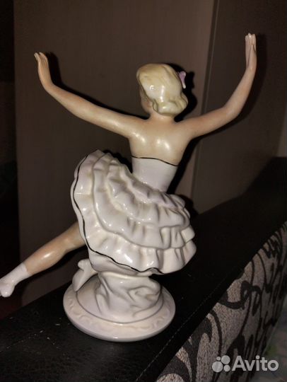 Статуэтка балерина