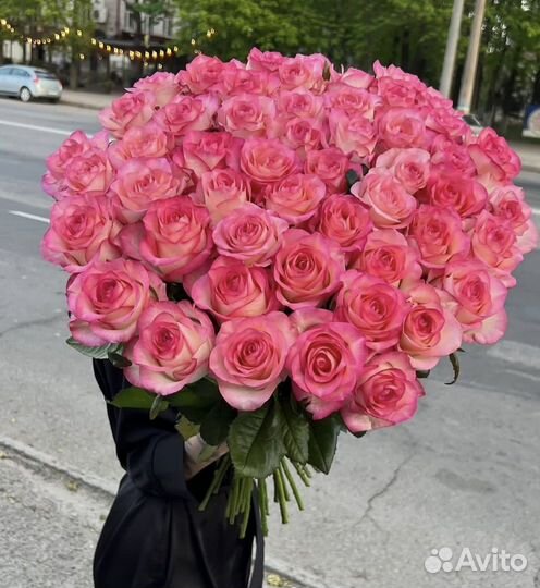 Арт:878339 Букет из роз с доставк